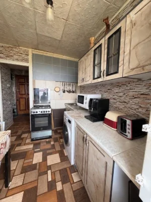 Продаж 3-кім Тополя 1 , 9 поверх 30000$ вчі держпрограми