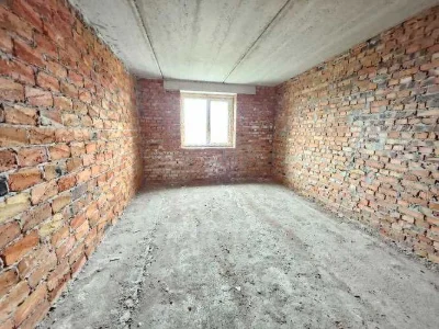Продаж 3к квартири в районі дубово