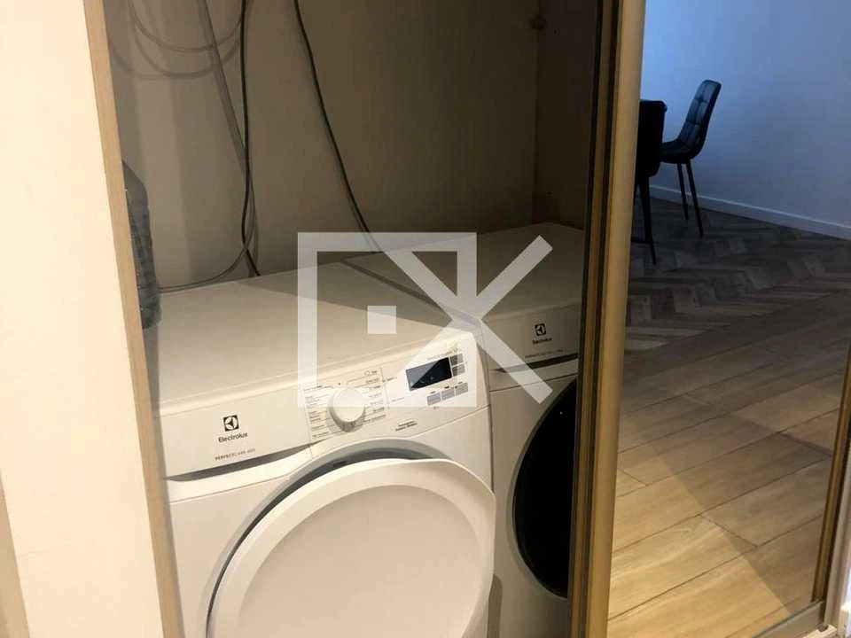 Квартира. Київ, Зарічна вул., 4 к