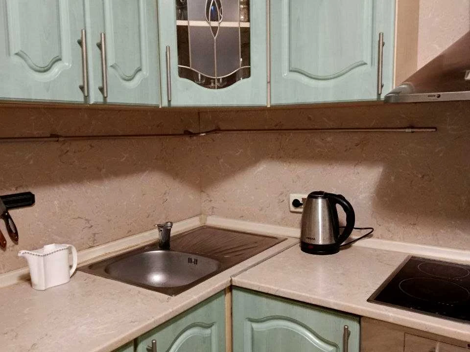 Квартира. Київ, Милославська вул.