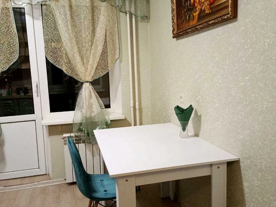 Квартира. Київ, Милославська вул.