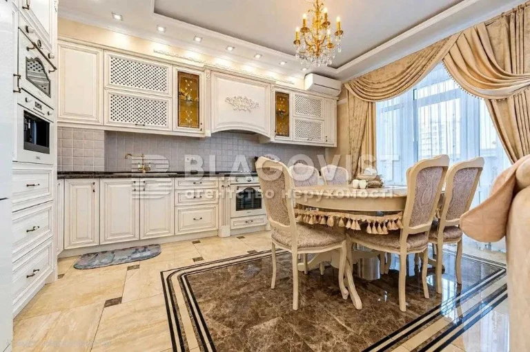 Продаж квартири на Печерську метро Печерськ Палац Україні Ол