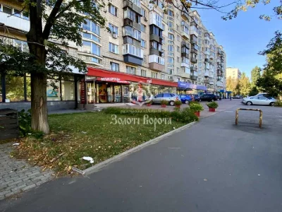 Квартира. Київ, Кирилівська вул. (Фрунзе)