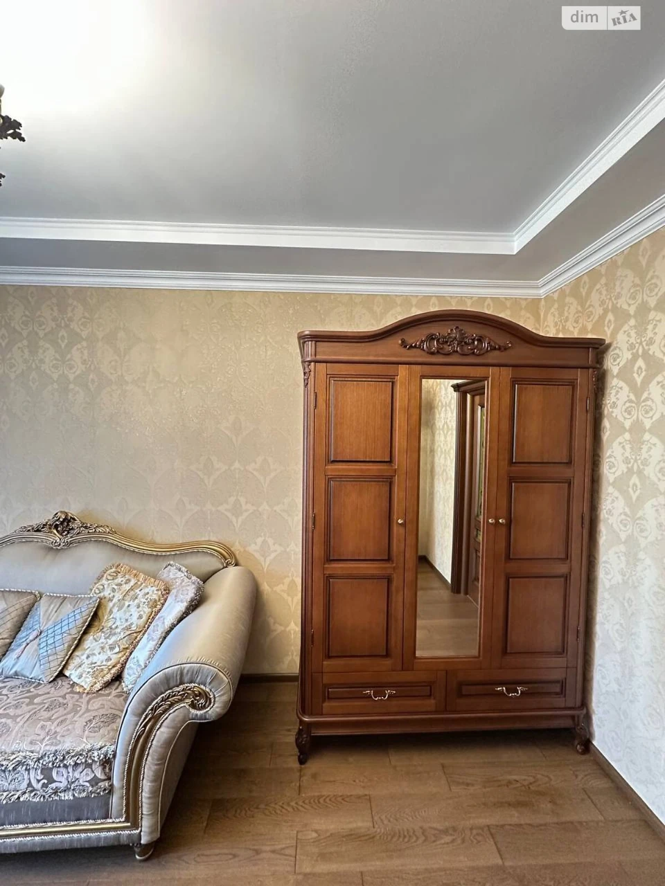 Продаж Квартира Виставка
