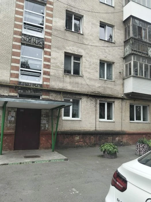 Трикімнатна вул. Степана Бандери