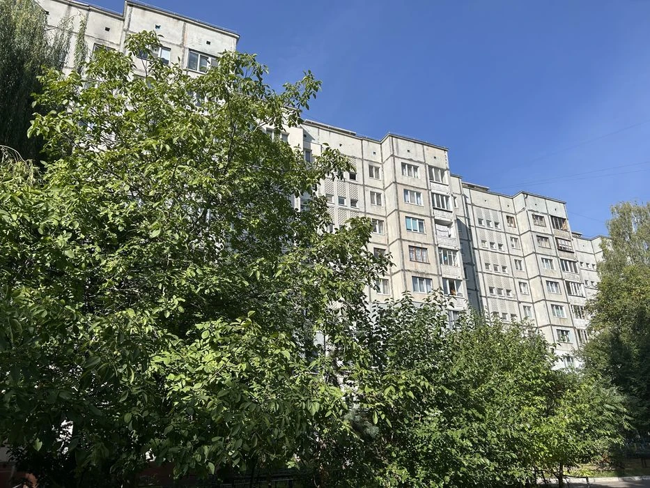 Продам двокімнатну