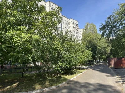 Продам двокімнатну