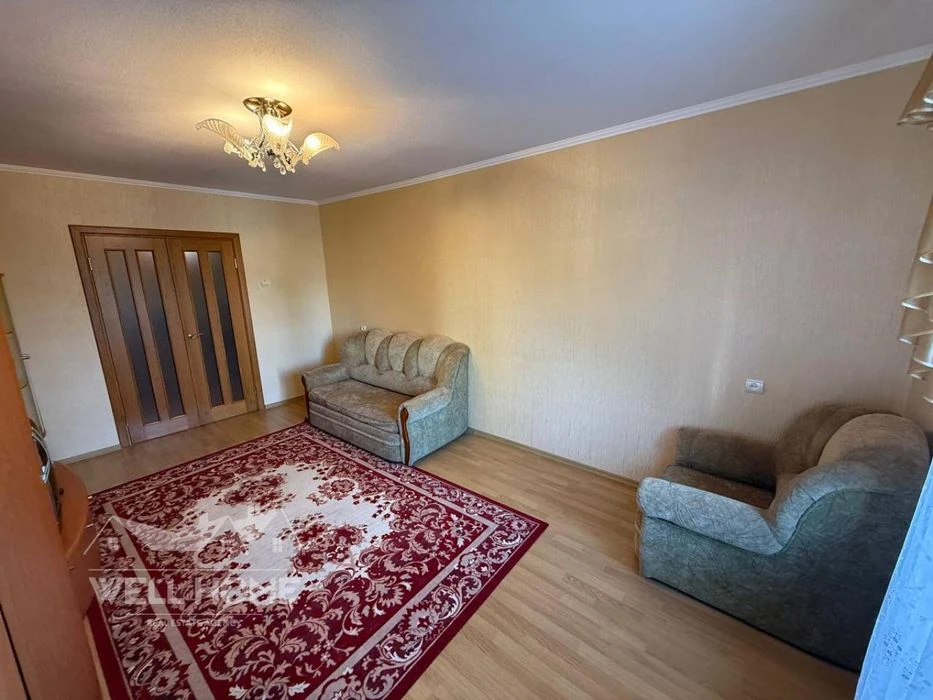 Продаж 3к квартири, вул. Харківське шосе, 49 м.  Київ