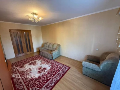 Продаж 3к квартири, вул. Харківське шосе, 49 м.  Київ