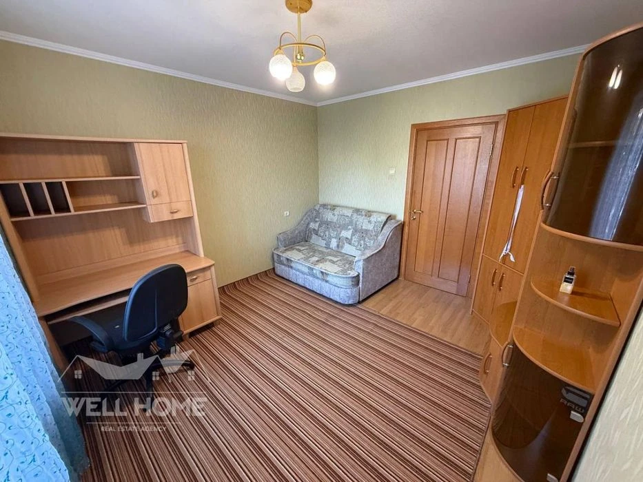 Продаж 3к квартири, вул. Харківське шосе, 49 м.  Київ