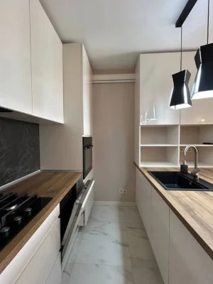 Продаж якісної квартири в жк Місто Трав ! вул. Кульпарківськ
