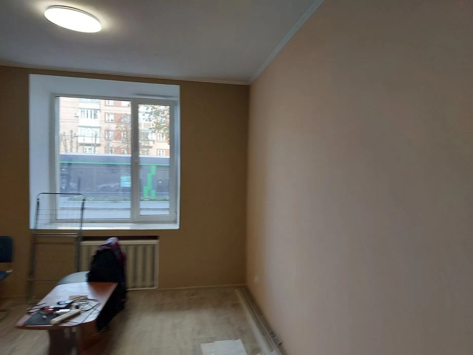 Продам 1 кімнатну квартиру ж/д вокзал ВЛАСНИК