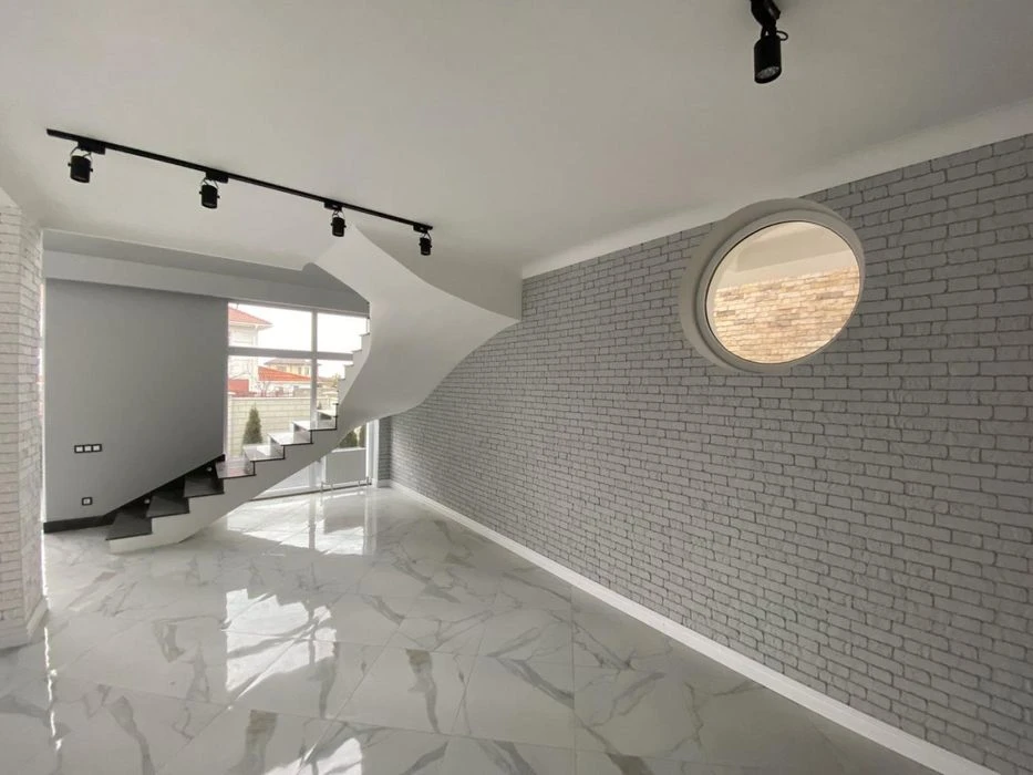 Продажа готового нового дома в Совиньоне, 170м²