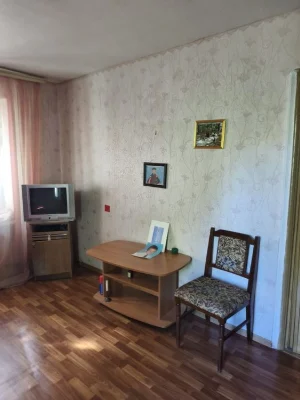 Продам 2 квартиру.р-н Попова