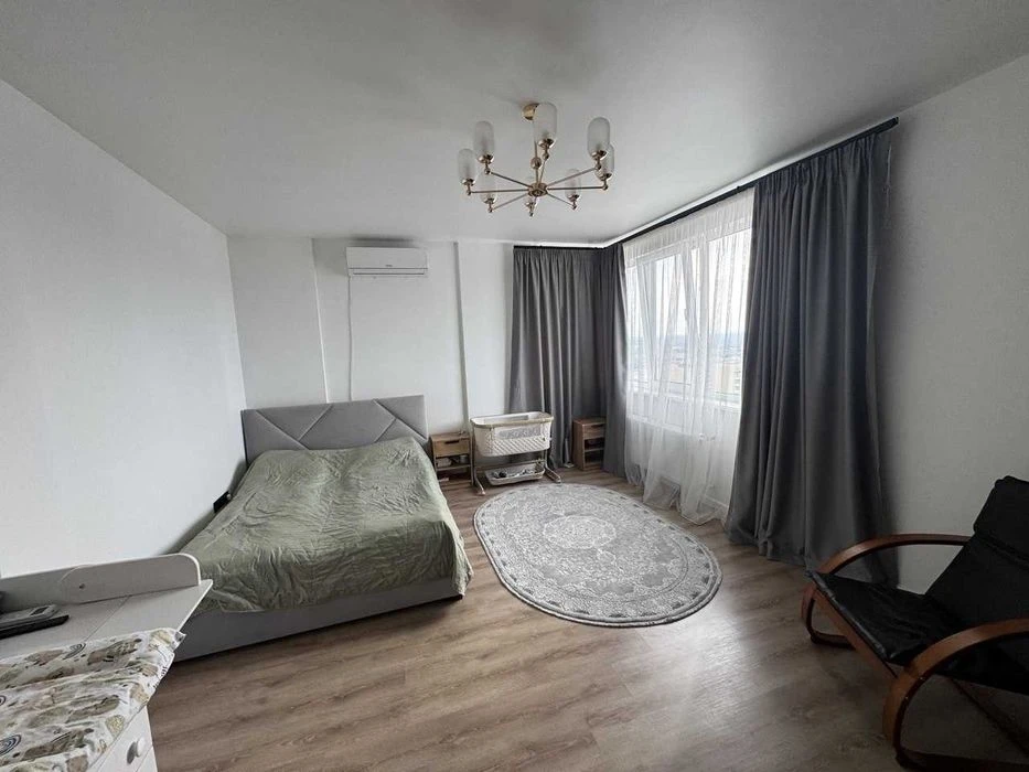 2-кімнатна квартира 82 м²  ЖК Strim Towers  Очеретяна