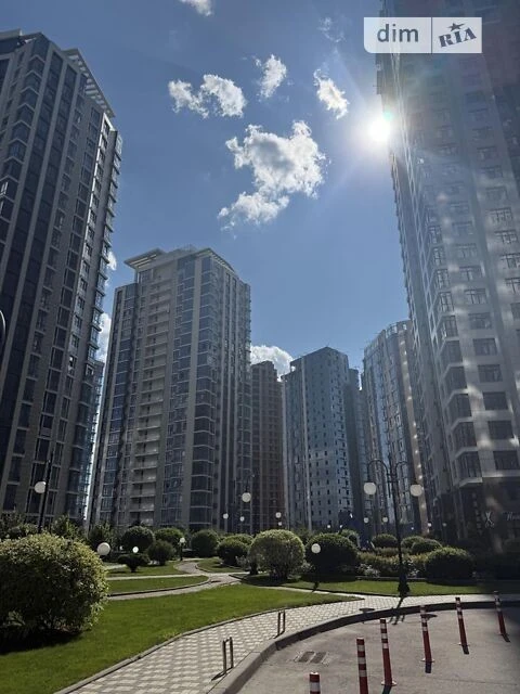 Продаж 4к квартири 130 кв. м на вул. Андрія Верхогляда 19А •