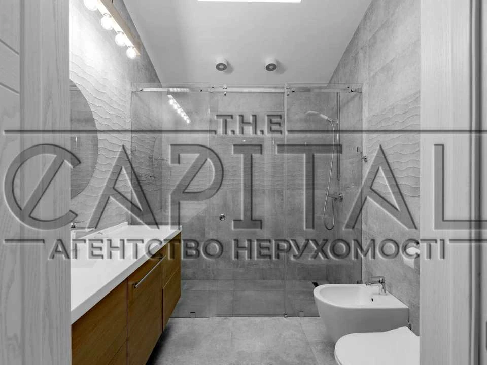 Будинок. Київ, Академіка Книшова вул. (Амурська)