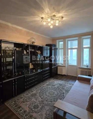 Продаж 4 кімнатної квартири Велика Васильківська 42, метро У