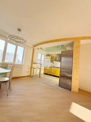 D1M I will sell a 3-room apartment, 78 m2 with modern renovation. C