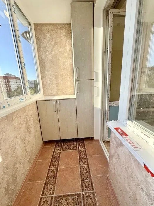 D1M I will sell a 3-room apartment, 78 m2 with modern renovation. C