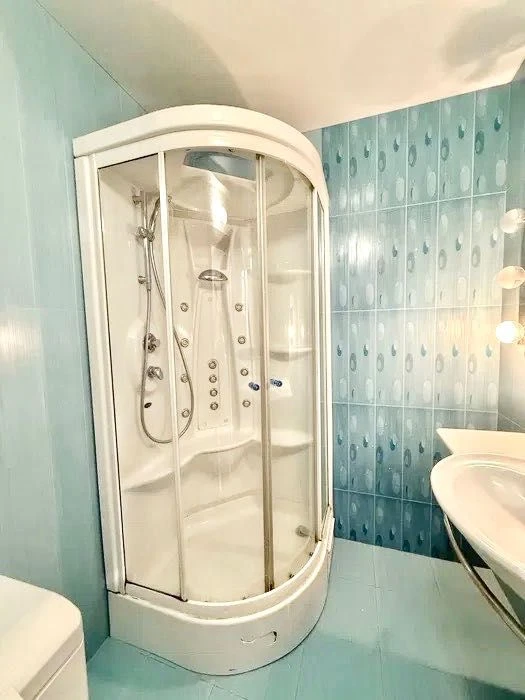 D1M I will sell a 3-room apartment, 78 m2 with modern renovation. C