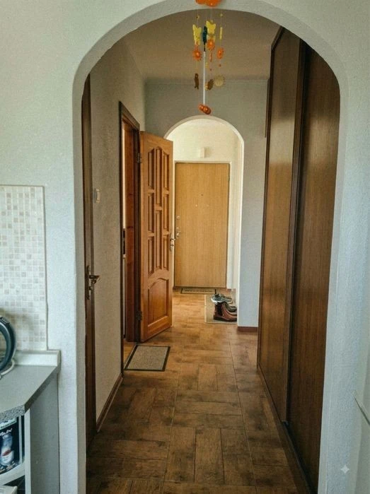 2-room apartment for sale | 8 Bratstva Tarasivtsiv St.