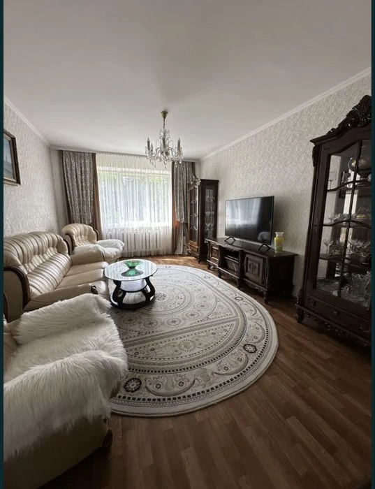 Продам 3 кімнатну квартиру. Південно-Захід