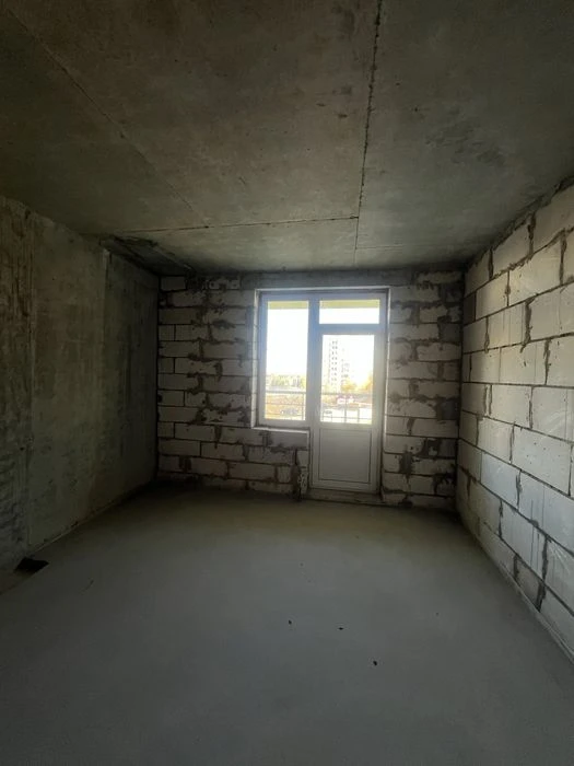 Продаж великої 3-кімнатної  116 кв.м в ЖК Вернісаж . Стяжка