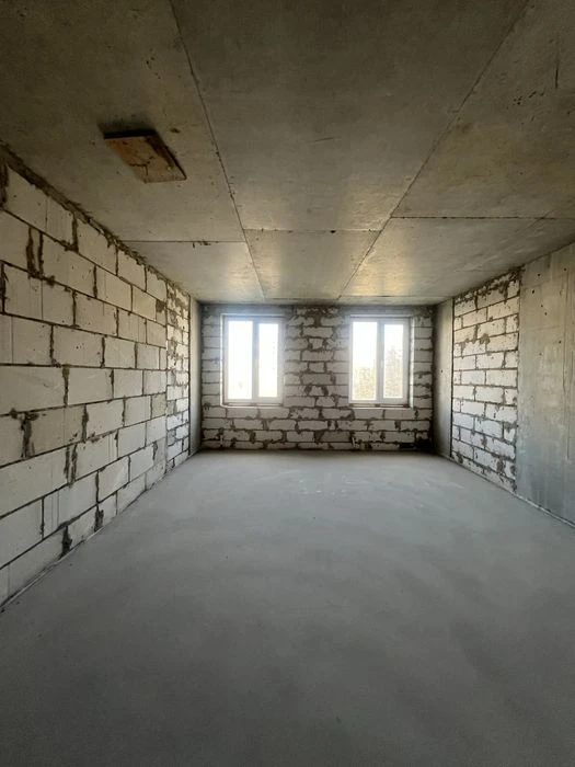 Продаж великої 3-кімнатної  116 кв.м в ЖК Вернісаж . Стяжка