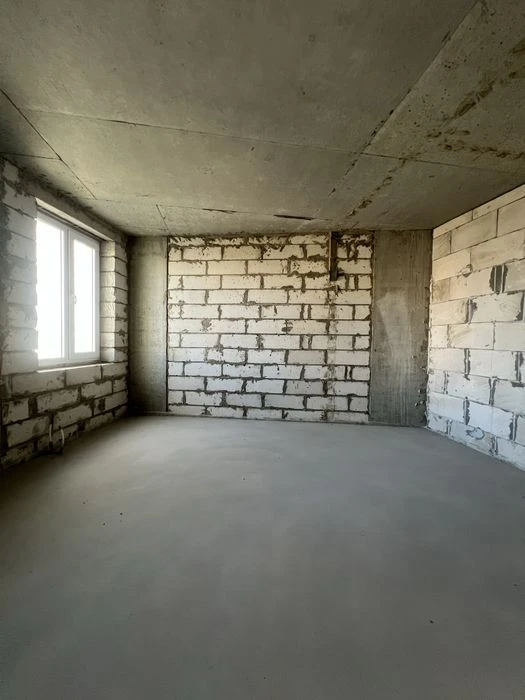 Продаж великої 3-кімнатної  116 кв.м в ЖК Вернісаж . Стяжка