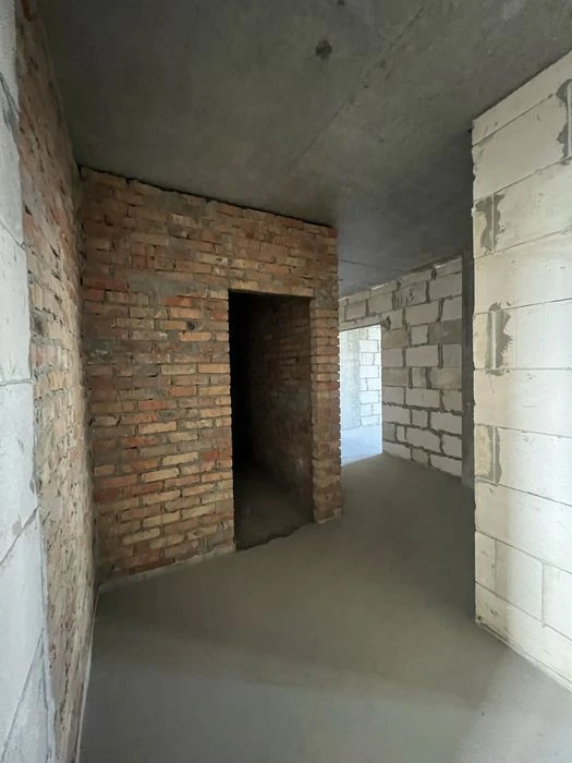 Продаж великої 3-кімнатної  116 кв.м в ЖК Вернісаж . Стяжка