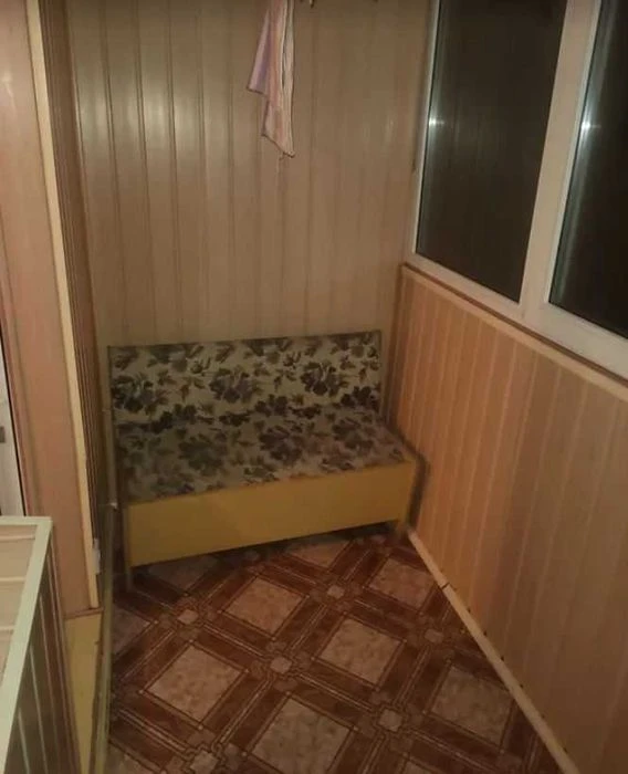 3х кімнатна на Південно-Заході, Нове планування, 70м2, Серед