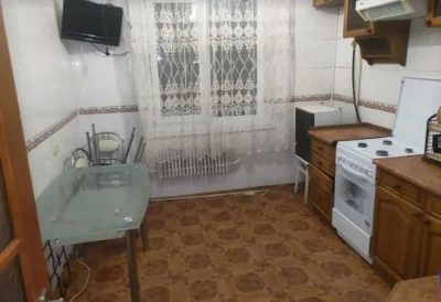 3х кімнатна на Південно-Заході, Нове планування, 70м2, Серед