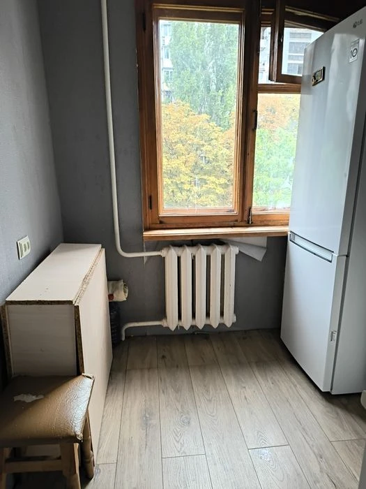 Продам 2 ком квартиру .Срочно