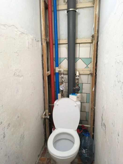 Продам 2 ком квартиру .Срочно