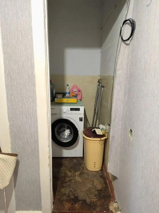 Продам 2 ком квартиру .Срочно