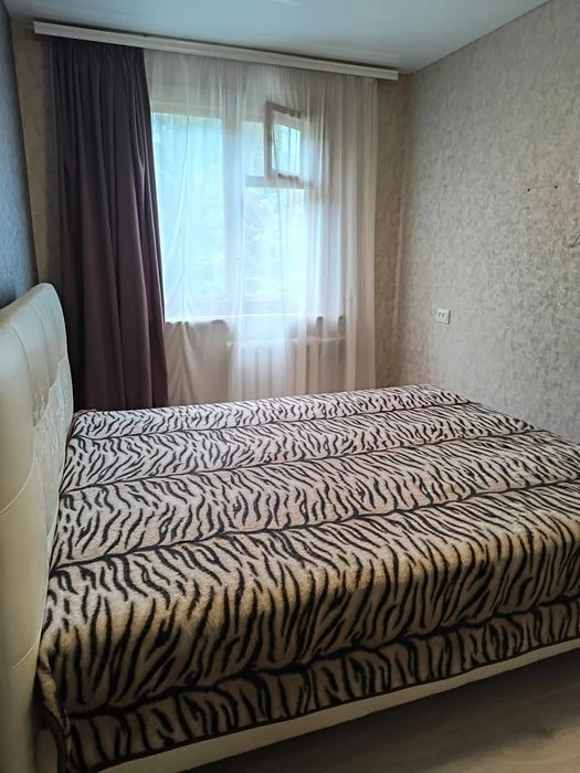 Продам 2 ком квартиру .Срочно