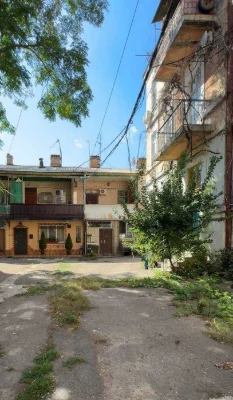 Продаж 2-кімнатної квартири в центрі!