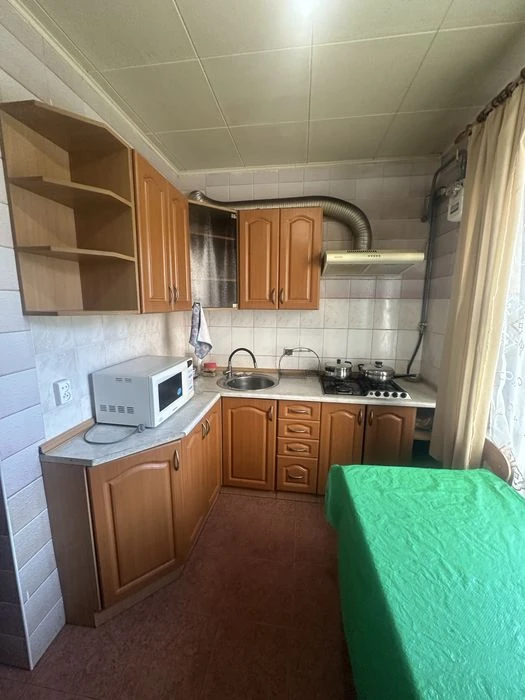 E-Renovation 2-room apartment for sale in Oleksiyivka, Akhsarova St., 20A