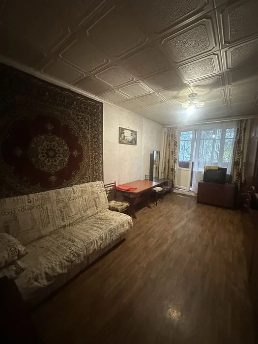 E-Renovation 2-room apartment for sale in Oleksiyivka, Akhsarova St., 20A
