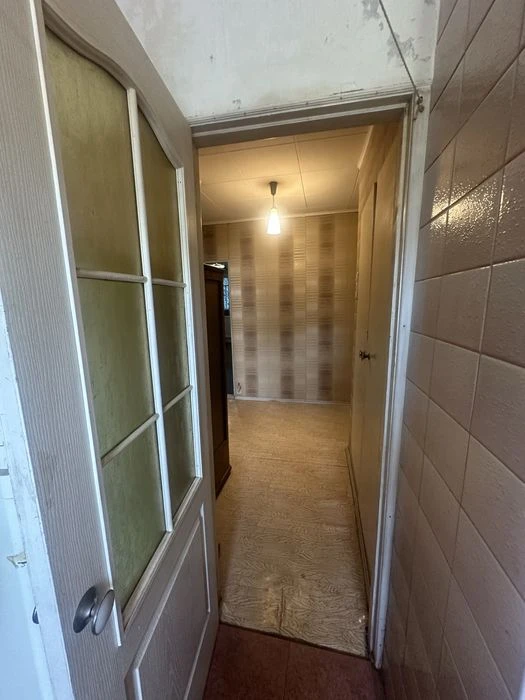 E-Renovation 2-room apartment for sale in Oleksiyivka, Akhsarova St., 20A
