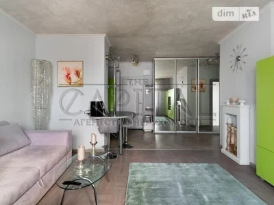 For sale 2-room apartment 58 sq. m on Dniprovska embankment 19 • ID 3467