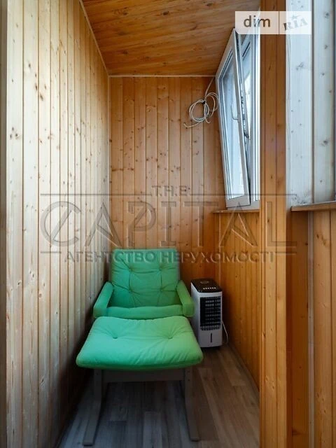 For sale 2-room apartment 58 sq. m on Dniprovska embankment 19 • ID 3467