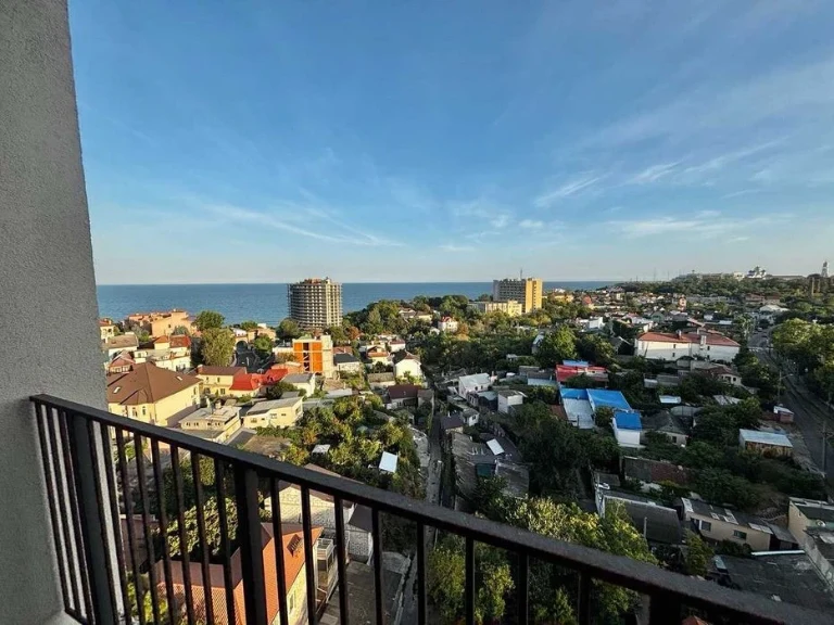 Видова квартира в новому ЖК в курортній зоні Одеси. Фонтан.