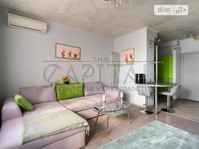 For sale 2-room apartment 58 sq. m on Dniprovska embankment 19 • ID 3467