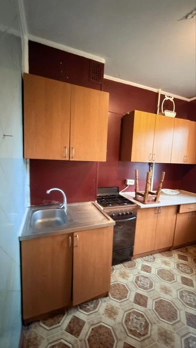 Продам 2х кімнатну терміново