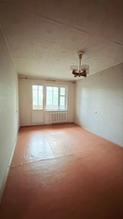 Продам 2х кімнатну терміново