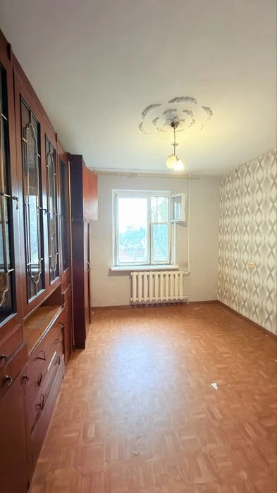 Продам 2х кімнатну терміново