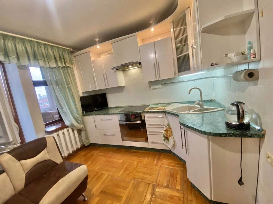 3х кімн. 71кв. Таїрова Корольова/Архітекторська, монолітний