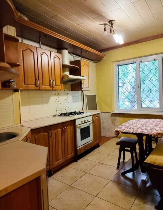 Продам 4хкомн квартиру